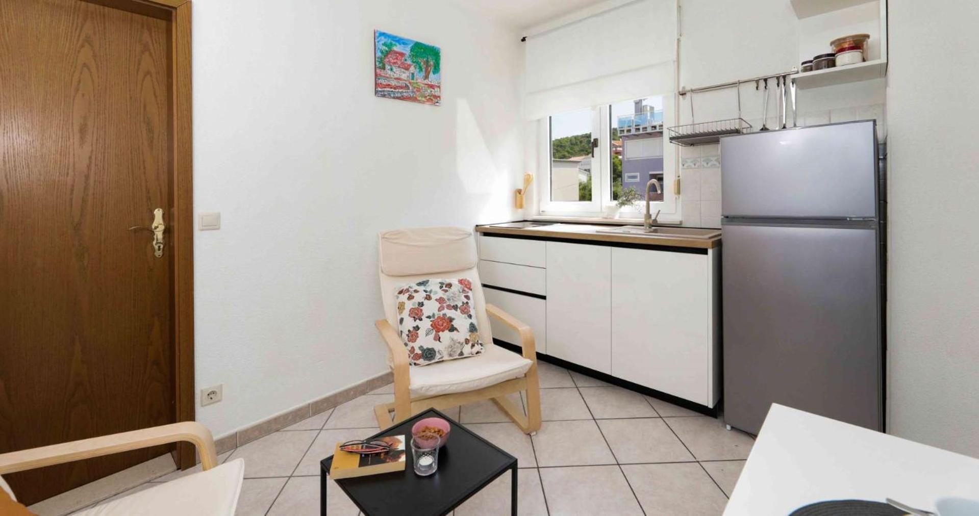Apartments Lovric Трогир Экстерьер фото