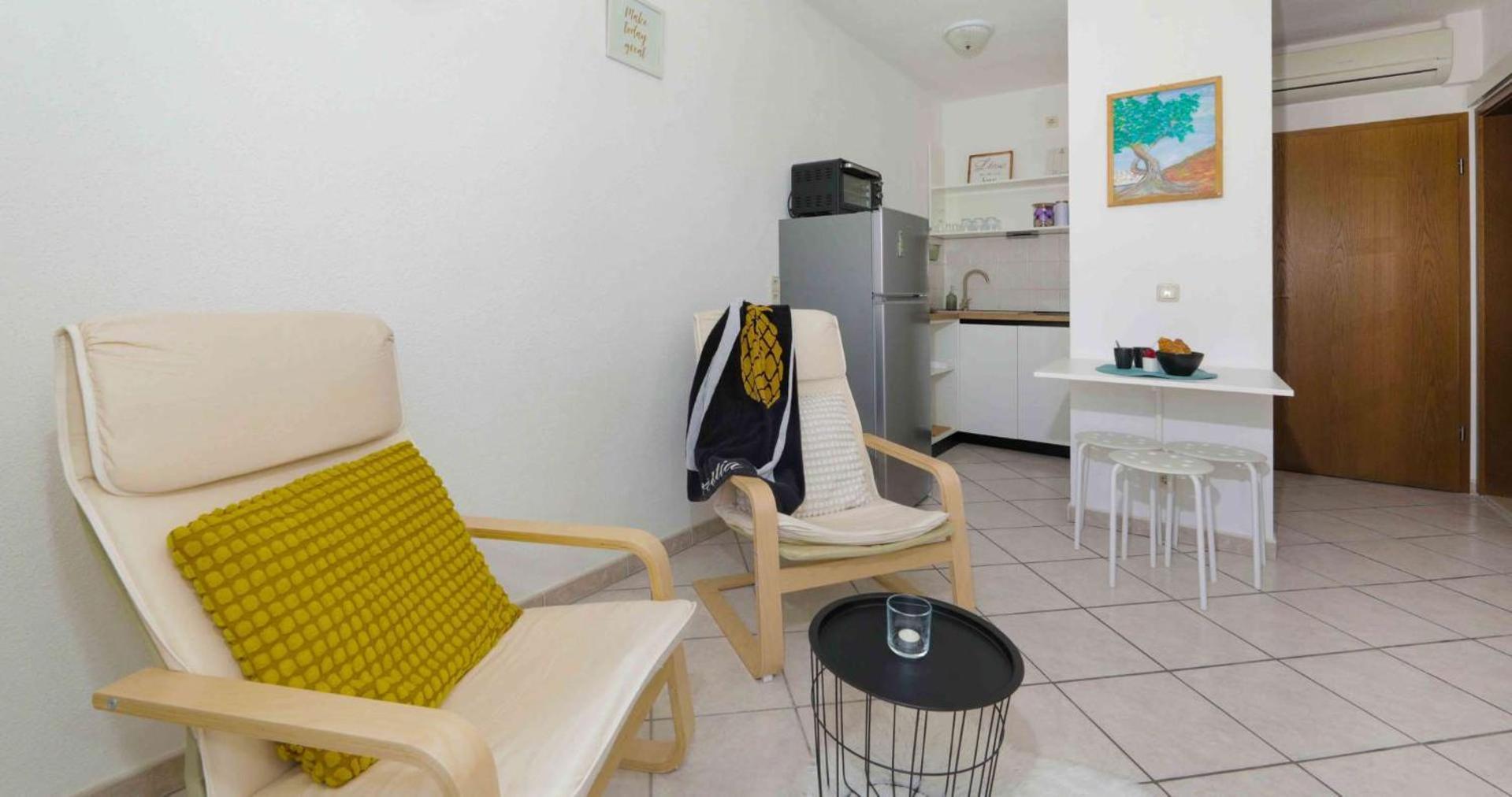 Apartments Lovric Трогир Экстерьер фото